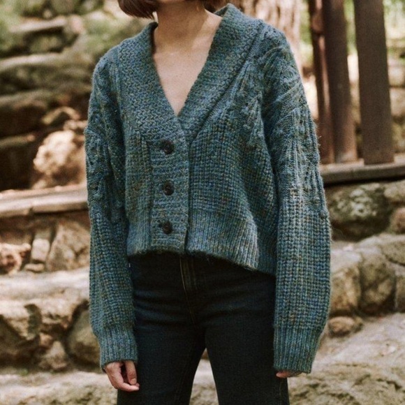 THE GREAT. NWOT Blue Sparkly Metallic Chunky Cardigan Sweater S - Picture 1 of 10